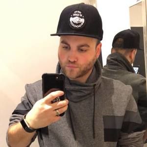 Meet your Posher, Cole